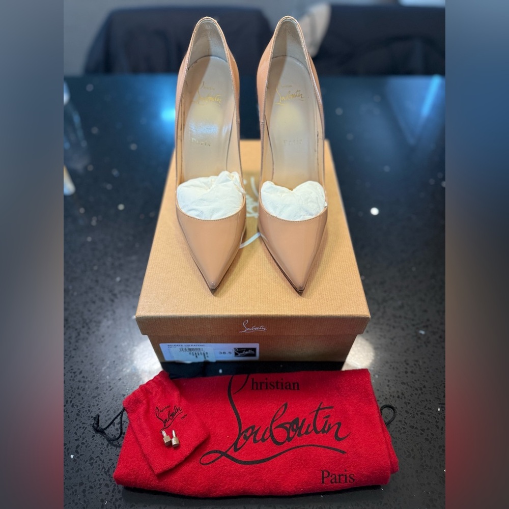 Christian Louboutin Nude So Kate 120mm 38.5